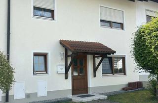 Reihenhaus kaufen in 94496 Ortenburg, Gepflegtes Reihenhaus mit Photovoltaik, Garten und großem Ausbaupotenzial in Ortenburg-Neustift
