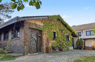 Einfamilienhaus kaufen in 53902 Bad Münstereifel, Charmantes Einfamilienhaus auf großzügigem Grundstück in Bad Münstereifel-Eschweiler