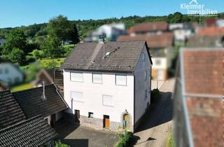 Haus kaufen in 97816 Lohr, Großzügiges Zweifamilienhaus: zwei Wohneinheiten, zwei Garagen, Balkon und Nebengebäude im Spessart