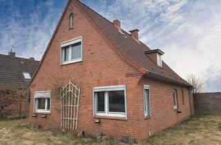 Haus kaufen in 25872 Ostenfeld, PROVISIONSFREI für Käufer!! Solides Wohnhaus auf großem Grundstück!
