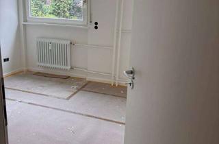 Immobilie mieten in Oberhofer Weg 66, 12209 Lichterfelde, OBE 66: Möbliert, auf Zeit: Erstbezug nach Sanierung: 3-Zimmer-Terrassenwohnung mit Gartenzugang
