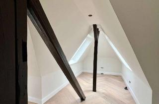 Penthouse kaufen in 40476 Derendorf, Maisonette mit Penthouse-Charakter im stilvollen Jugendstilhaus / Kamin / Panoramafenster / Balkon