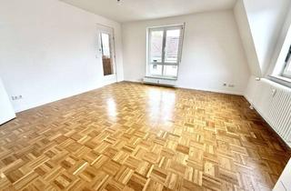 Wohnung kaufen in Hüttentalstraße 18, 71032 Böblingen, Helle DG-Maisonette mit Galerie, Loggia & Ausblick