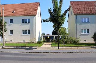 Wohnung mieten in Falkenberger Straße 11, 04916 Herzberg, Frisch renovierte 3-Raum-Wohnung mit Garage und eigenem Garten