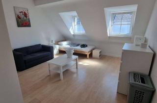 Wohnung mieten in 47799 Cracau, Zwei Zimmer, Wohnküche, (D/B) + Mansardenzimmer in Krefeld Stadtmitte