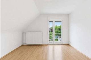 Wohnung mieten in 65451 Kelsterbach, Wohnung im 1. Obergeschoss in freistehendem Einfamilienhaus mit Garten