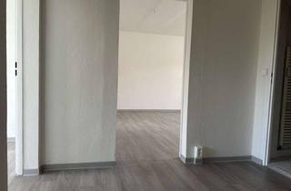 Wohnung mieten in Albert-Schweitzer-Ring 12, 08112 Wilkau-Haßlau, Wunderschöne 4-Raum-Wohnung