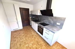 Wohnung mieten in 73479 Ellwangen, Wunderschöne 3,5-Zi-Altbauwohnung in der Ellwanger Innenstadt