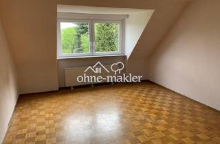 Wohnung mieten in 45279 Essen, Ruhige Dachgeschosswohnung mit Einbauküche und Stellplatz