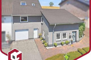 Doppelhaushälfte kaufen in 53894 Mechernich, Ländlich eingebettete und modernisierte Doppelhaushälfte mit Garage, Kaminofen und Einbauküche