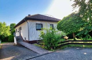 Einfamilienhaus kaufen in 65549 Limburg, Stadt/Limburg a. d. Lahn: Einfamilienhaus (Bungalow) in herrlicher Randlage mit Garage