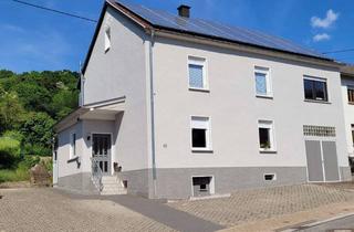 Haus kaufen in 66663 Merzig, Freistehendes Zweifamilienhaus mit großem Grundstück - ideal für Tierliebhaber