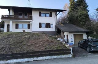 Einfamilienhaus kaufen in Prälat Mühldorferstr. 12, 94086 Bad Griesbach, Einfamilienhaus mit Einliegerwohnung 169qm Südhanglage