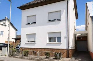 Einfamilienhaus kaufen in 37671 Höxter, Einfamilienhaus mit Terrasse und Garten