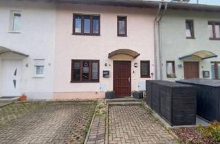 Haus kaufen in 06198 Salzmünde, Familienfreundliches Reihenmittelhaus mit großzügigem Wohnkonzept, Garten und Stellplatz