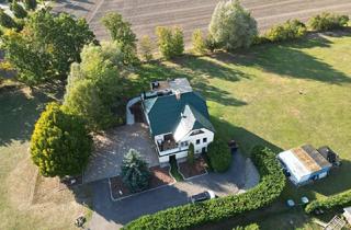 Villa kaufen in 16766 Kremmen, NEU! Ikonische, lichtdurchflutete Landhaus Villa, Einliegerwhg, Bauland & mögl. Grundstkserweiterung