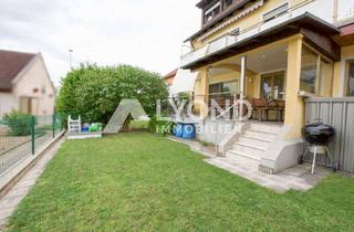 Mehrfamilienhaus kaufen in 96135 Stegaurach, Saniertes Mehrfamilienhaus in Toplage mit Garten, Garagen und PV-Anlage!