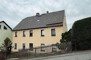 Einfamilienhaus kaufen in 09366 Stollberg, Sanierungsbedürftiges Einfamilienhaus mit Potential in schöner Lage