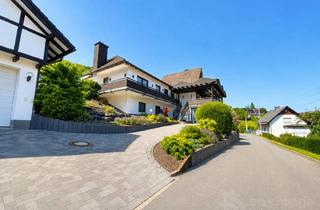 Haus kaufen in 57439 Attendorn, PROVISIONSFREI !!! „Ein Haus, zwei Welten: Stilvoll modernisiert und bereit für Ihre Zukunft“