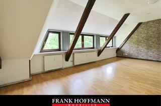 Wohnung mieten in 22955 Hoisdorf, Großzügige Dachgeschosswohnung auf großem Grundstück in Hoisdorf
