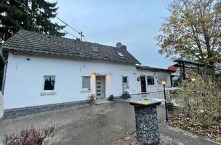 Einfamilienhaus kaufen in 51503 Rösrath, Rösrath - Provisionsfrei- Einfamilienhaus auf großem Grundstück zu verkaufe
