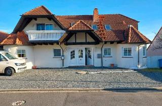 Villa kaufen in 97657 Sandberg, Sandberg - Villa mit Privat-Wohnung, 2Ferienwohnungen, PV-Anlage, Sauna, Bar