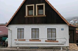 Haus kaufen in 97688 Bad Kissingen, Bad Kissingen - Baufälliges Haus mit Garten