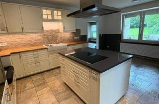 Haus kaufen in 34474 Diemelstadt, Diemelstadt - Freistehendes Ein - bis Zweifamilienhaus 7399 m2 Grundstück