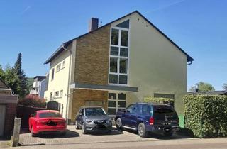 Wohnung kaufen in 61350 Bad Homburg, Repräsentative 3 Zi. 2.OG/DG ETW mit Feldbergblick in begehrter Wohnlage von Bad Homburg