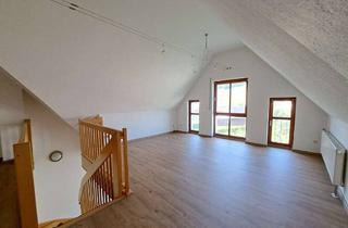 Wohnung kaufen in Jahnstraße, 09619 Mulda, 3-Raum-Maisonettewohnung mit Balkon, Einbauküche, Tiefgarage & Personenaufzug in Mulda!