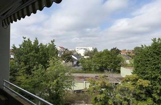 Wohnung kaufen in 97422 Deutschhof, Ruhig gelegene 2-Zimmer-ETW mit Balkon und Garage in Schweinfurt-Deutschhof