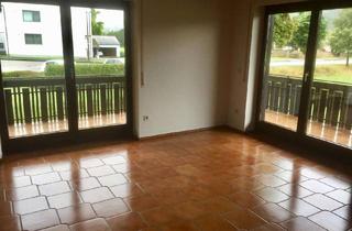Wohnung mieten in 85072 Eichstätt, Helle 4,5-Zimmer-Wohnung mit Balkon, Garten und Wärmepumpe in Obereichstätt zu vermieten