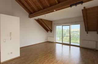 Wohnung mieten in Hauptstraße 4a, 61184 Karben, Großzügig geschnittene 2 ZBK DG Wohnung mit Balkon am S Bahnhof Karben zu vermieten