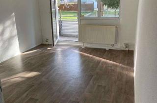 Wohnung mieten in Am Bahnhof 38, 06577 Heldrungen, Frisch renovierte 3-Zimmer Wohnung im 2.OG mit Balkon!