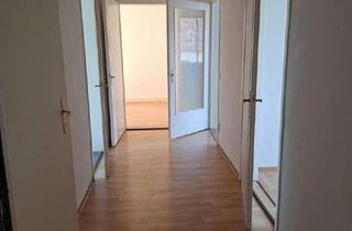 Wohnung mieten in Marxstr., 02782 Seifhennersdorf, 3-Raum-Wohnung, große Küche, 1.OG rechts, Bad mit Fenster, Wanne und Dusche / ALG + BG möglich