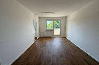 Wohnung mieten in 07549 Lusan, Modern wohnen in Gera-Lusan: Renovierte 3-Raum-Wohnung mit großzügigem Balkon