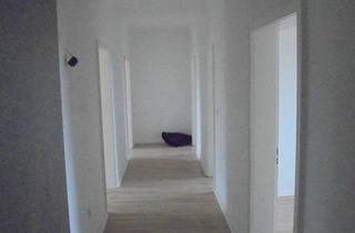 Wohnung mieten in Bitscher Straße 51, 66957 Kröppen, 4-Zimmer-Wohnung in Kröppen