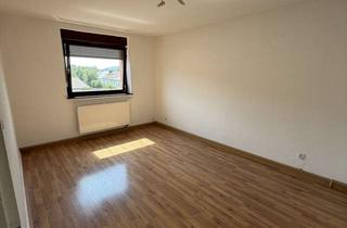 Wohnung mieten in Koblenzer Straße 138B, 56727 Mayen, Helle 2-Zimmer-Dachgeschosswohnung in zentraler und ruhiger Lage von Mayen