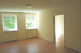 Wohnung mieten in Anna-Esche-Str. 4 B, 09212 Limbach-Oberfrohna, **frisch renoviertes Zimmer im betreuten Wohnen frei! **