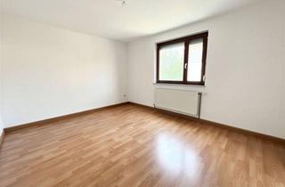 Wohnung mieten in 96465 Neustadt bei Coburg, Helle 3-Zimmerwohnung mit Garten in Neustadt!