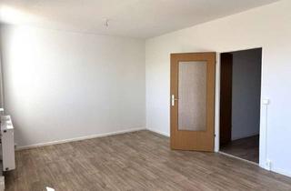 Wohnung mieten in E.-Grube-Str. 127, 08062 Neuplanitz, FRISCH SANIERTE 2-RAUM-UMBAUWOHNUNG MIT ABSTELLRAUM :)