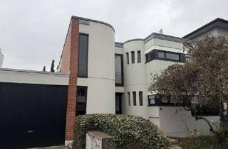 Wohnung mieten in 53175 Friesdorf, Großzügige 3-Zimmer-Wohnung im Bonner Bundesviertel und direkter Nachbarschaft des Rheinauenparks