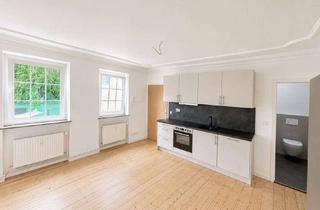 Wohnung mieten in Regattastraße 130, 12527 Grünau, Sonnige 1,5-Zimmer-Wohnung mit Wohnküche in der Regattastraße, Berlin