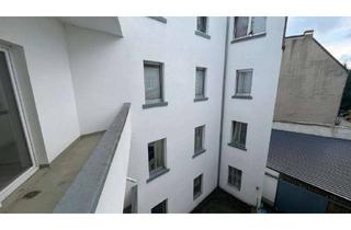 Wohnung mieten in 66115 Saarbrücken, * mit BALKON * renovierte 1 ZIMMER WOHNUNG * Bahnhof Burbach wenige Gehminuten entfernt