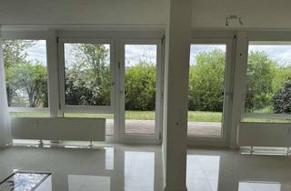 Wohnung mieten in Ferdinand-Christian-Baur-Straße, 72076 Tübingen, Schöne helle geräumige Wohnung mit Terrasse und Innenpool