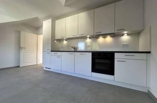Wohnung mieten in 82049 Pullach, PULLACH I Moderne 3,5-Zimmer Wohnung mit Einbauküche und Gartenanteil
