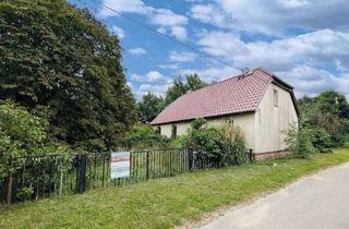 Haus kaufen in 19376 Marnitz, Doppelhaus mit Bauland auf ca. 1 ha Grundstück