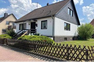 Haus kaufen in 31171 Nordstemmen, Gemütliches Okal-Fertighaus mit Ausbaupotenzial im Dachgeschoss in Nordstemmen-Heyersum!