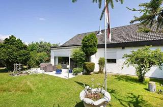 Einfamilienhaus kaufen in 30916 Isernhagen, Isernhagen: Charmantes Einfamilienhaus mit großem Garten und Ausbaupotenzial!