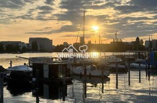 Penthouse kaufen in 10245 Berlin, Penthouse-Feeling mit Spreeblick - lichtdurchflutete 4,5-Zimmer-Wohnung in Friedrichshain